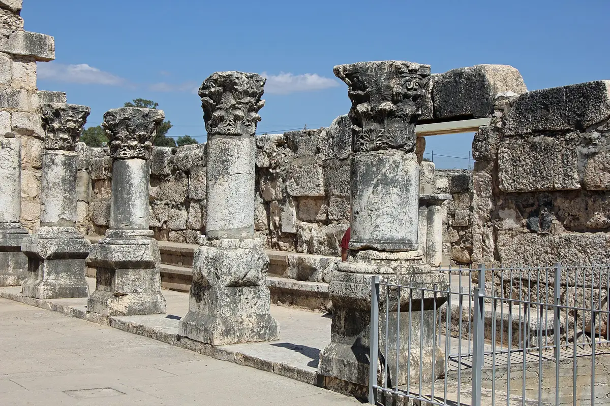 The synagogue ruins at Capernaum on a day from Jerusalem to the Sea of Galilee